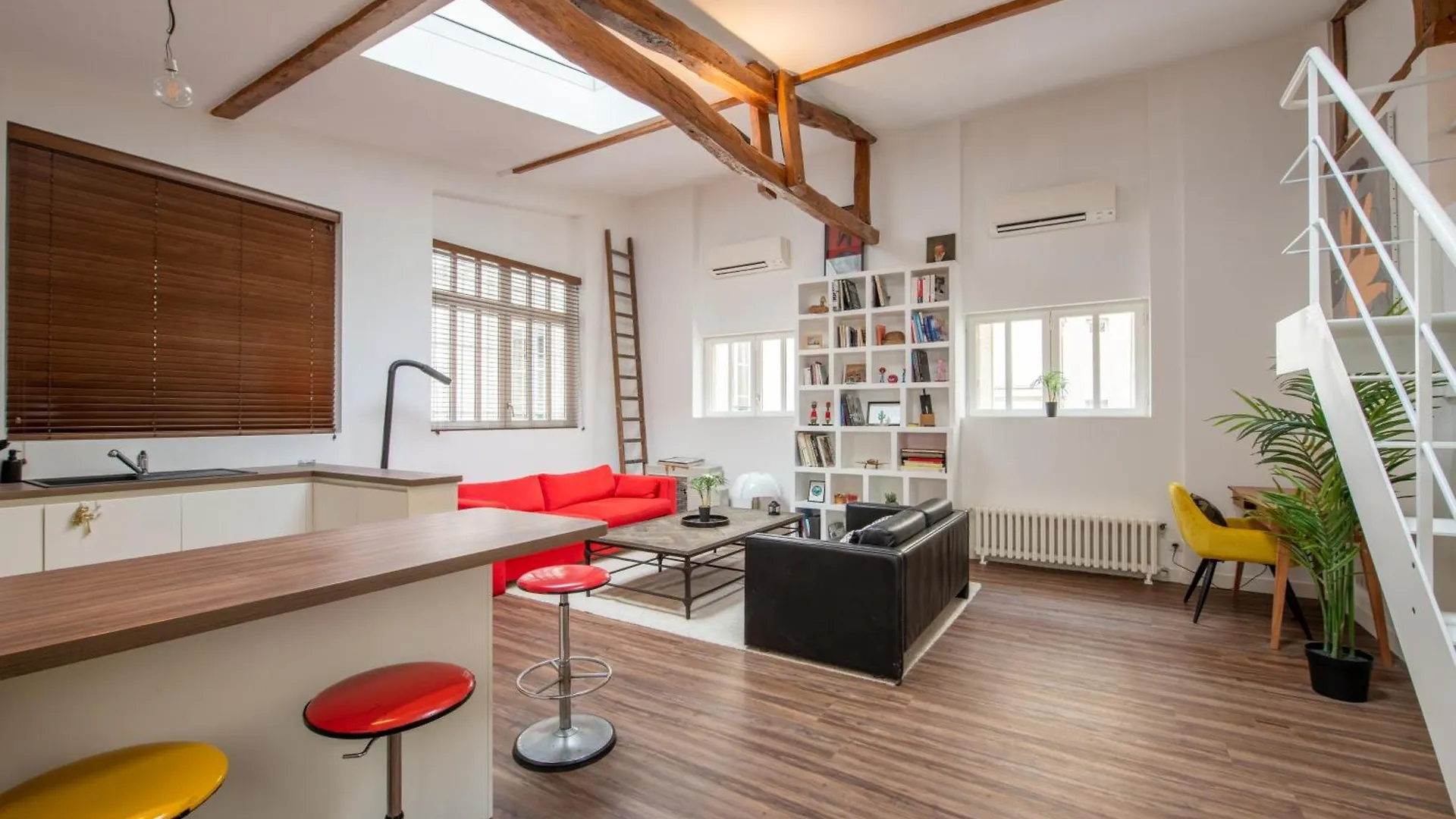 Apartment 9eme - Superbe Loft Avec Terrasse Privative Paris