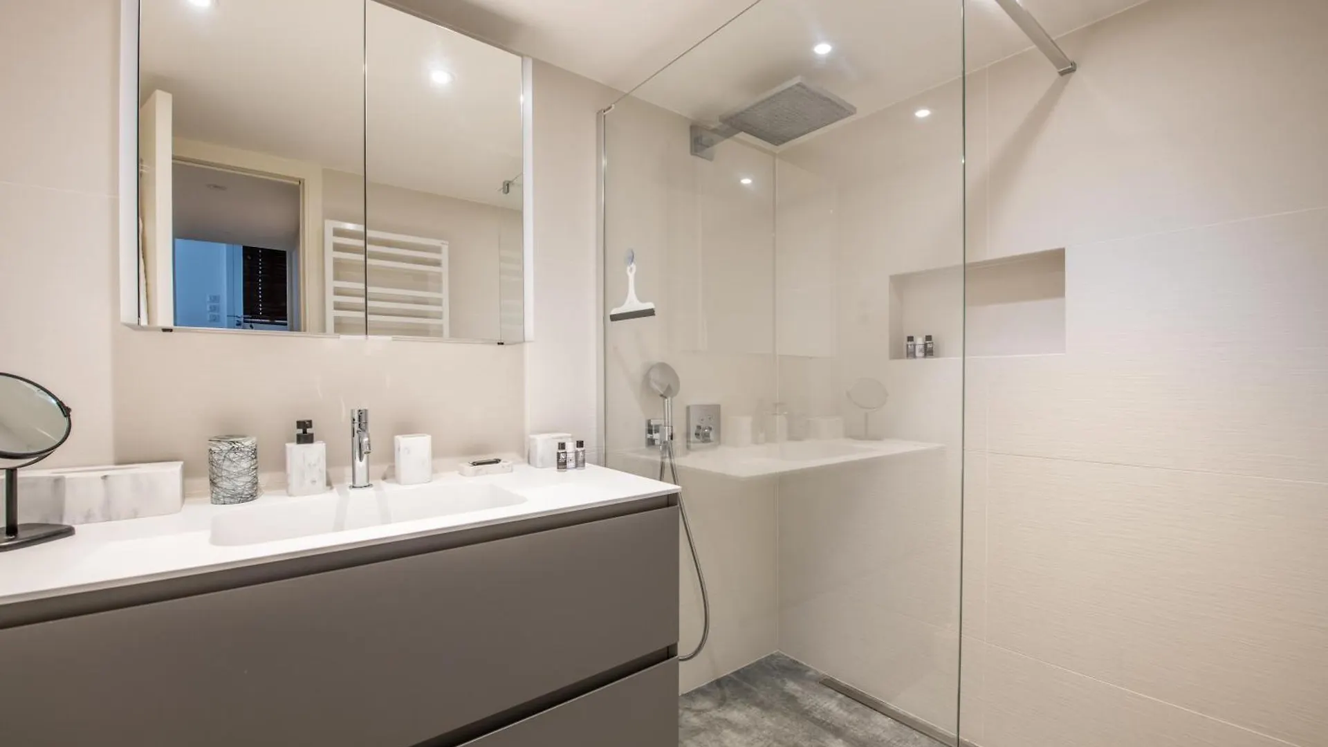 9eme - Superbe Loft Avec Terrasse Privative * Paris